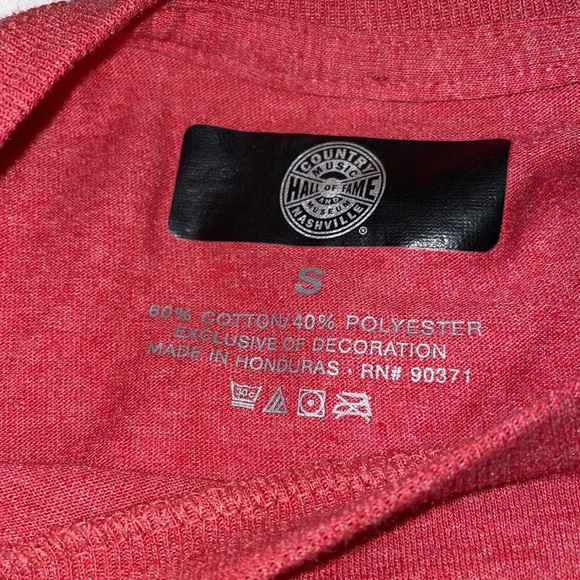 Country Music Hall of Fame and Museum Nashville T-Shirt - Picture 3 of 4